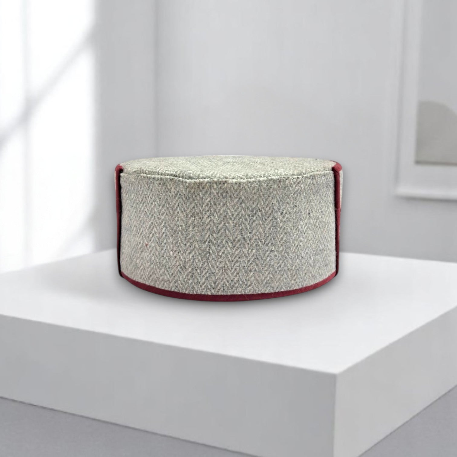 HIMACHALI CENTRE BORDER PATTI CAP BY HIMALYAN THREADS